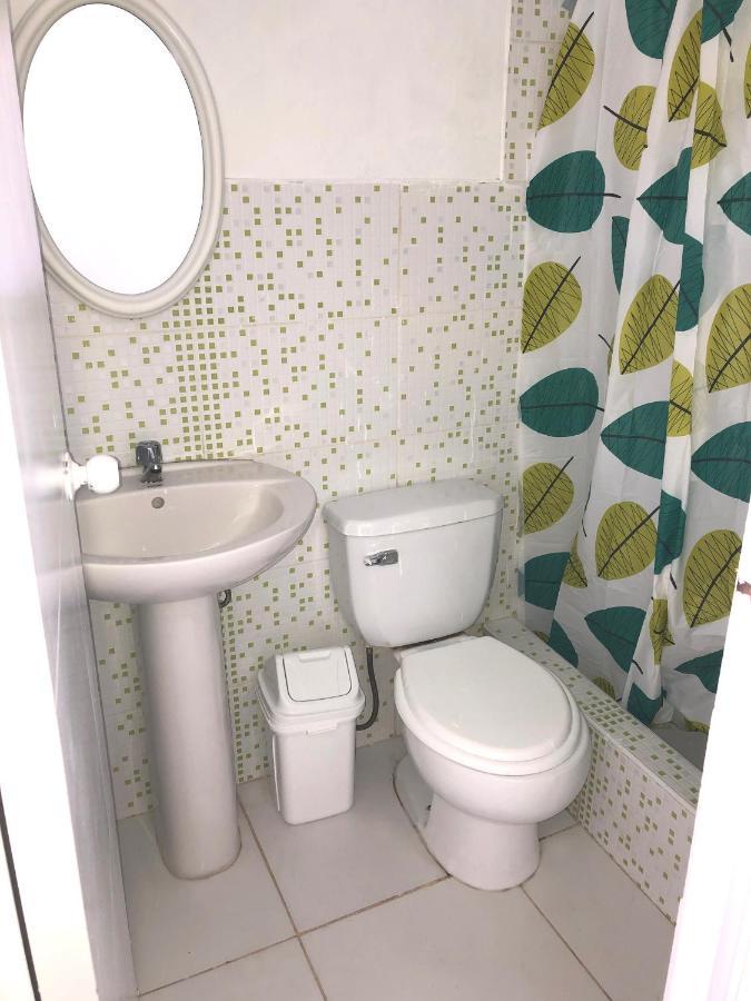 Hostel Killamoon Oasis Паракас Екстериор снимка