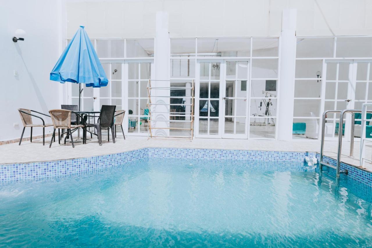 Hostel Killamoon Oasis Паракас Екстериор снимка